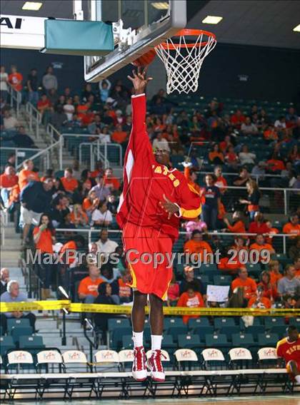 Thumbnail 2 in Yates vs. Seven Lakes photogallery.