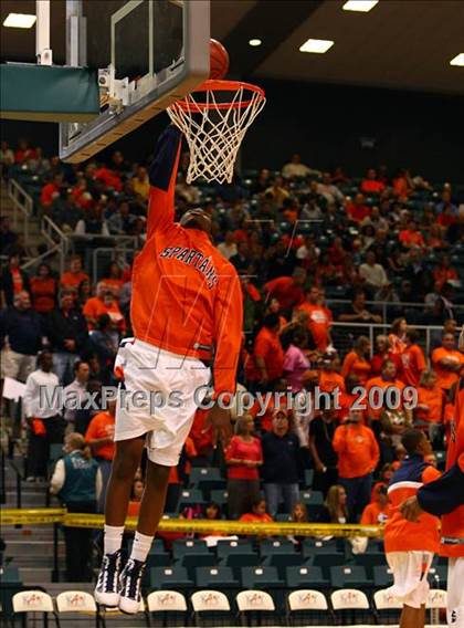 Thumbnail 2 in Yates vs. Seven Lakes photogallery.