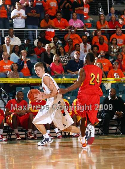 Thumbnail 1 in Yates vs. Seven Lakes photogallery.