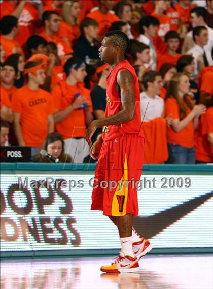 Thumbnail 2 in Yates vs. Seven Lakes photogallery.