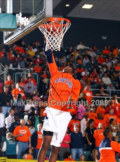 Thumbnail 1 in Yates vs. Seven Lakes photogallery.