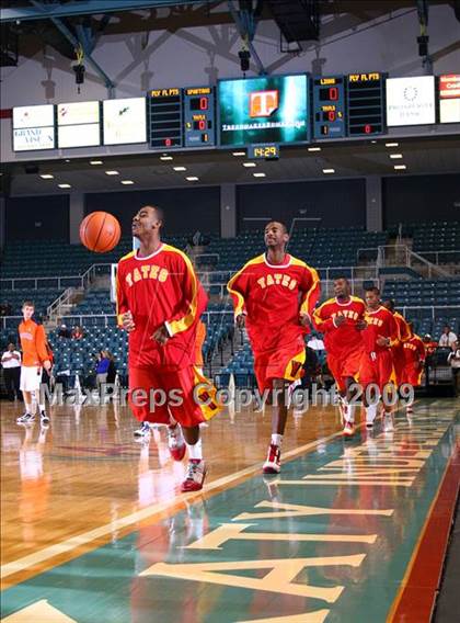 Thumbnail 3 in Yates vs. Seven Lakes photogallery.