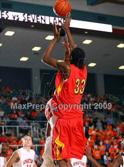Thumbnail 2 in Yates vs. Seven Lakes photogallery.