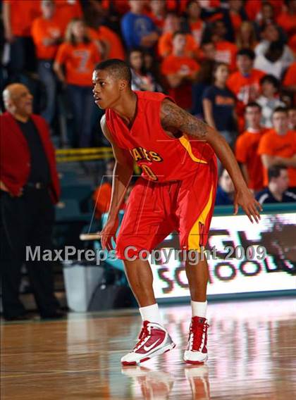 Thumbnail 3 in Yates vs. Seven Lakes photogallery.