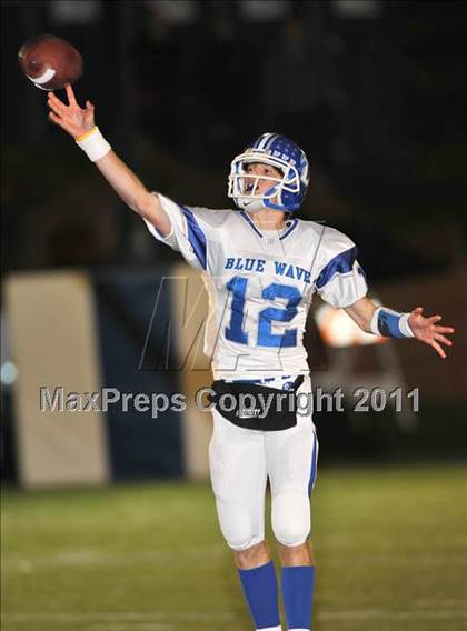 Thumbnail 1 in Darien @ Wethersfield (CIAC Class L Quarterfinal) photogallery.