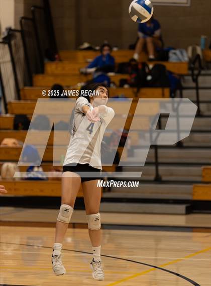 Thumbnail 3 in JV: Presentation at Notre Dame (Belmont) photogallery.