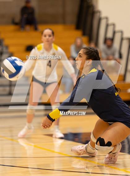 Thumbnail 2 in JV: Presentation at Notre Dame (Belmont) photogallery.