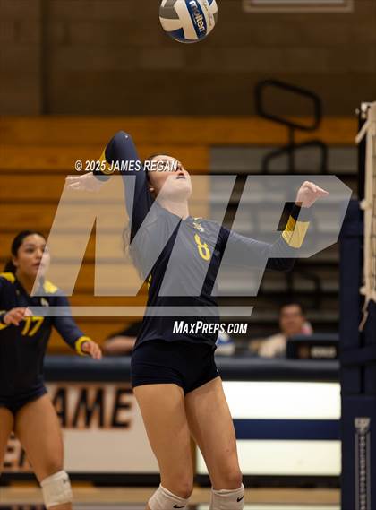 Thumbnail 3 in JV: Presentation at Notre Dame (Belmont) photogallery.