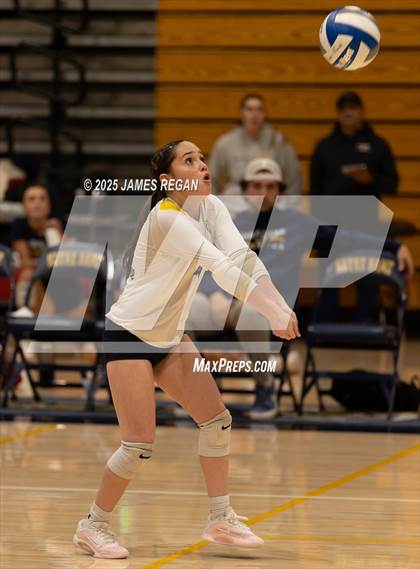 Thumbnail 3 in JV: Presentation at Notre Dame (Belmont) photogallery.