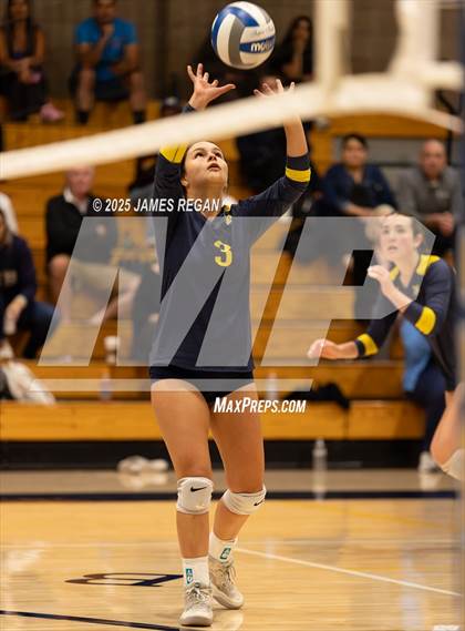 Thumbnail 3 in JV: Presentation at Notre Dame (Belmont) photogallery.