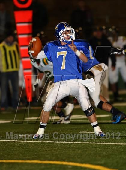 Thumbnail 1 in Waterford vs. Le Grand (CIF SJS D5 final) photogallery.