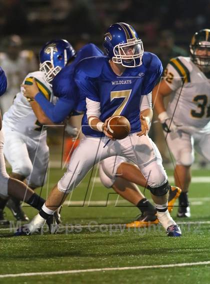 Thumbnail 1 in Waterford vs. Le Grand (CIF SJS D5 final) photogallery.