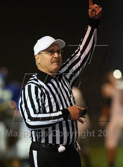 Thumbnail 1 in Waterford vs. Le Grand (CIF SJS D5 final) photogallery.