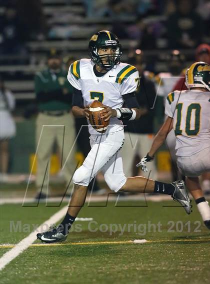 Thumbnail 1 in Waterford vs. Le Grand (CIF SJS D5 final) photogallery.