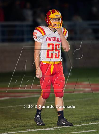 Thumbnail 3 in Central Catholic vs. Oakdale (CIF SJS D3 Final) photogallery.
