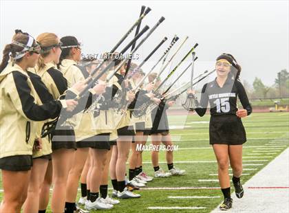 Thumbnail 2 in Battle Mountain vs. Regis Jesuit (CHSAA 1st Round) photogallery.