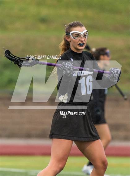 Thumbnail 2 in Battle Mountain vs. Regis Jesuit (CHSAA 1st Round) photogallery.