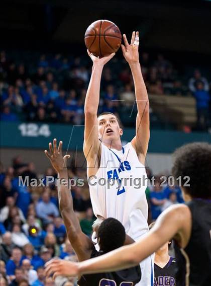 Thumbnail 1 in Danvers vs. St. Joseph Central (MIAA Division 3 Final) photogallery.