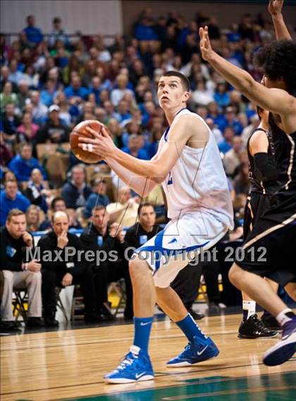 Thumbnail 3 in Danvers vs. St. Joseph Central (MIAA Division 3 Final) photogallery.