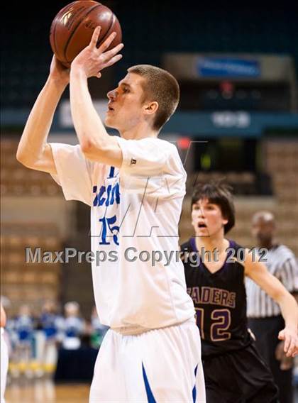 Thumbnail 3 in Danvers vs. St. Joseph Central (MIAA Division 3 Final) photogallery.