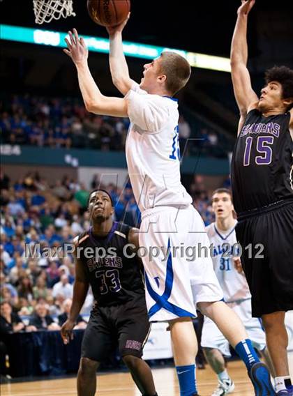 Thumbnail 3 in Danvers vs. St. Joseph Central (MIAA Division 3 Final) photogallery.