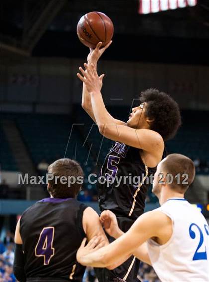 Thumbnail 1 in Danvers vs. St. Joseph Central (MIAA Division 3 Final) photogallery.