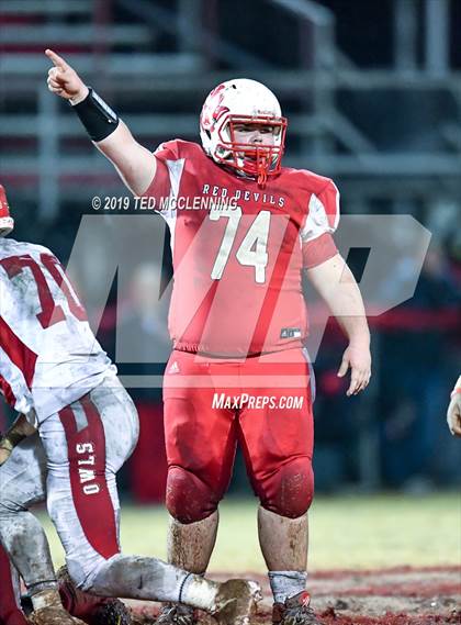 Thumbnail 1 in Atkins vs. McGehee (AAA 3A State Playoff Round 2) photogallery.
