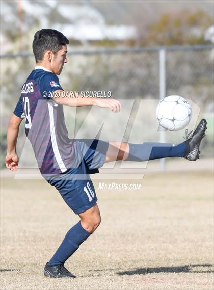 Thumbnail 2 in Kellis vs. Sierra Linda  (Bohdie Larson Celebration Classic) photogallery.