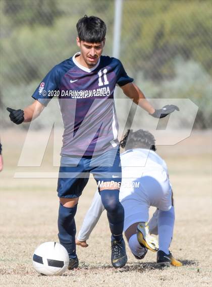 Thumbnail 1 in Kellis vs. Sierra Linda  (Bohdie Larson Celebration Classic) photogallery.