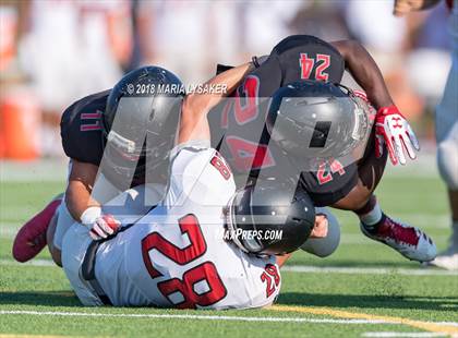 Thumbnail 3 in Langham Creek Spring Game (Black vs. White) photogallery.