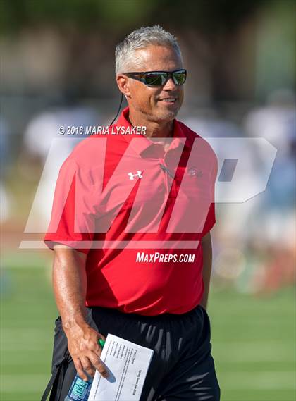 Thumbnail 2 in Langham Creek Spring Game (Black vs. White) photogallery.