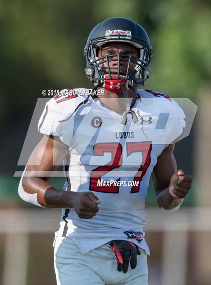 Thumbnail 3 in Langham Creek Spring Game (Black vs. White) photogallery.