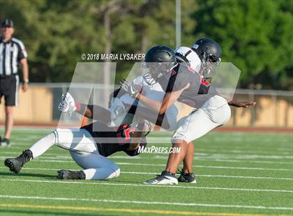 Thumbnail 1 in Langham Creek Spring Game (Black vs. White) photogallery.