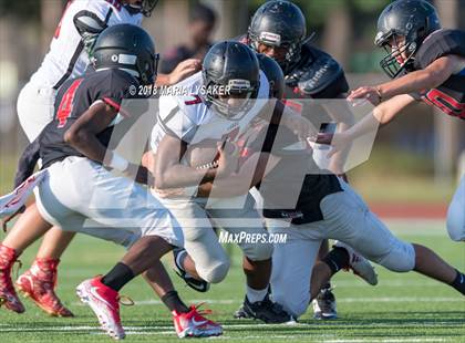 Thumbnail 1 in Langham Creek Spring Game (Black vs. White) photogallery.