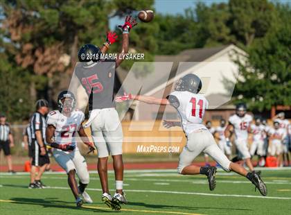 Thumbnail 2 in Langham Creek Spring Game (Black vs. White) photogallery.