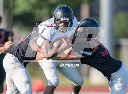 Thumbnail 2 in Langham Creek Spring Game (Black vs. White) photogallery.