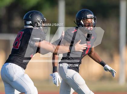 Thumbnail 3 in Langham Creek Spring Game (Black vs. White) photogallery.