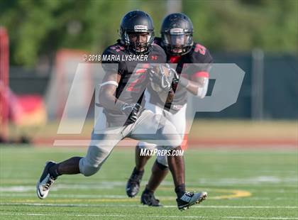 Thumbnail 3 in Langham Creek Spring Game (Black vs. White) photogallery.