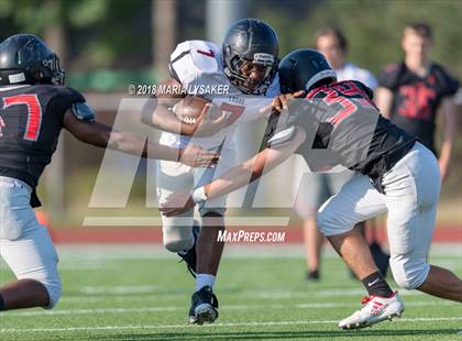Thumbnail 3 in Langham Creek Spring Game (Black vs. White) photogallery.