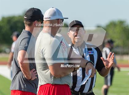 Thumbnail 3 in Langham Creek Spring Game (Black vs. White) photogallery.