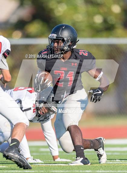 Thumbnail 3 in Langham Creek Spring Game (Black vs. White) photogallery.
