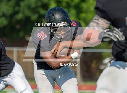 Thumbnail 2 in Langham Creek Spring Game (Black vs. White) photogallery.