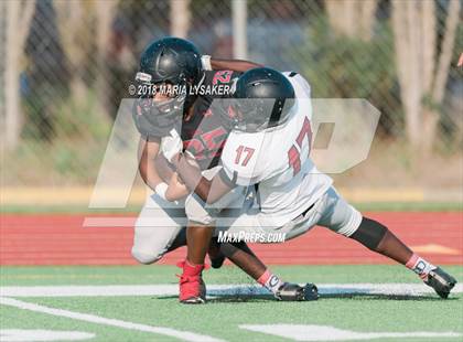 Thumbnail 2 in Langham Creek Spring Game (Black vs. White) photogallery.