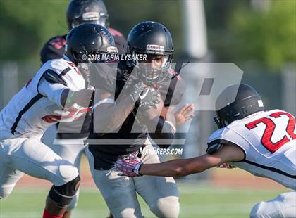 Thumbnail 3 in Langham Creek Spring Game (Black vs. White) photogallery.