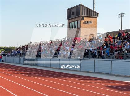 Thumbnail 2 in Langham Creek Spring Game (Black vs. White) photogallery.