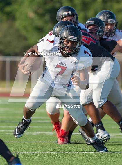 Thumbnail 3 in Langham Creek Spring Game (Black vs. White) photogallery.