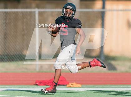 Thumbnail 3 in Langham Creek Spring Game (Black vs. White) photogallery.