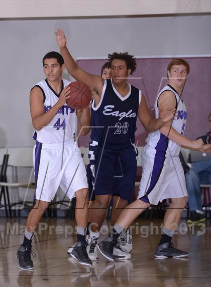 Thumbnail 1 in Shadow Hills vs. Desert Chapel (MaxPreps Holiday Classic) photogallery.
