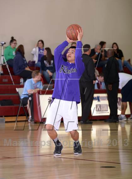 Thumbnail 3 in Shadow Hills vs. Desert Chapel (MaxPreps Holiday Classic) photogallery.