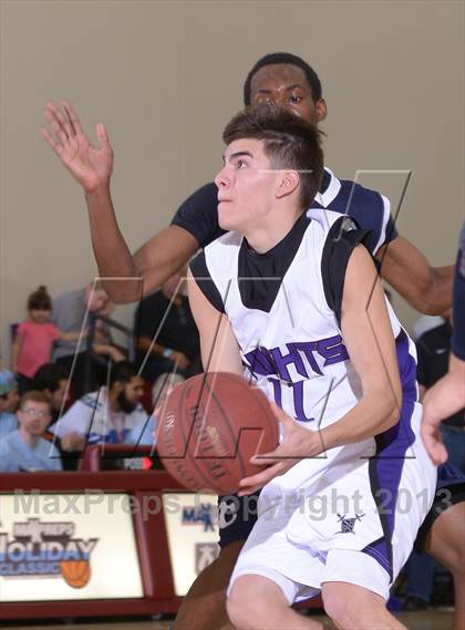 Thumbnail 1 in Shadow Hills vs. Desert Chapel (MaxPreps Holiday Classic) photogallery.